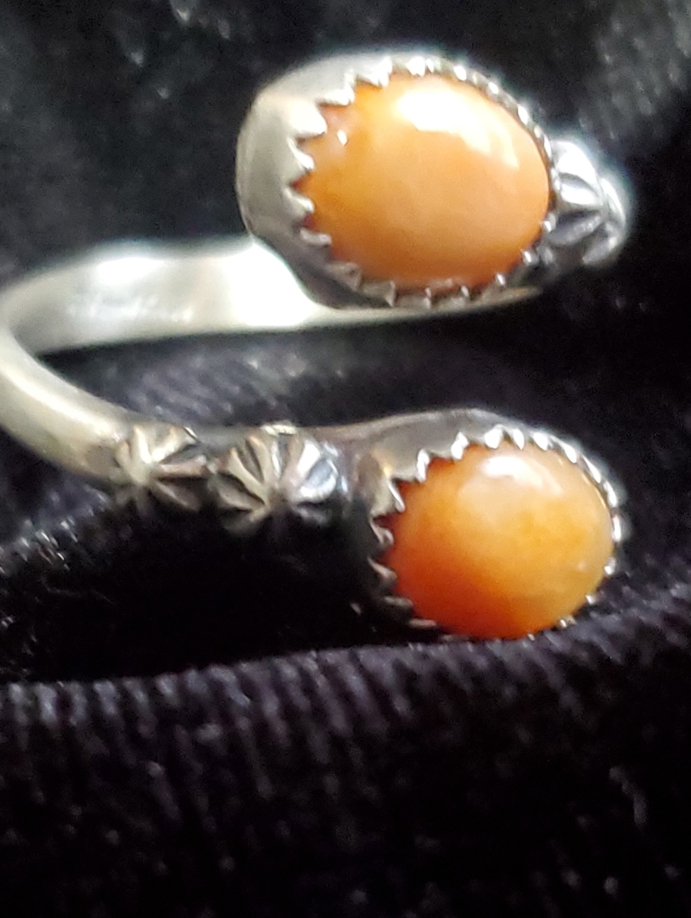Sterling Silver Native Made Orange Spiny Oyster Bypass Ring Size 8